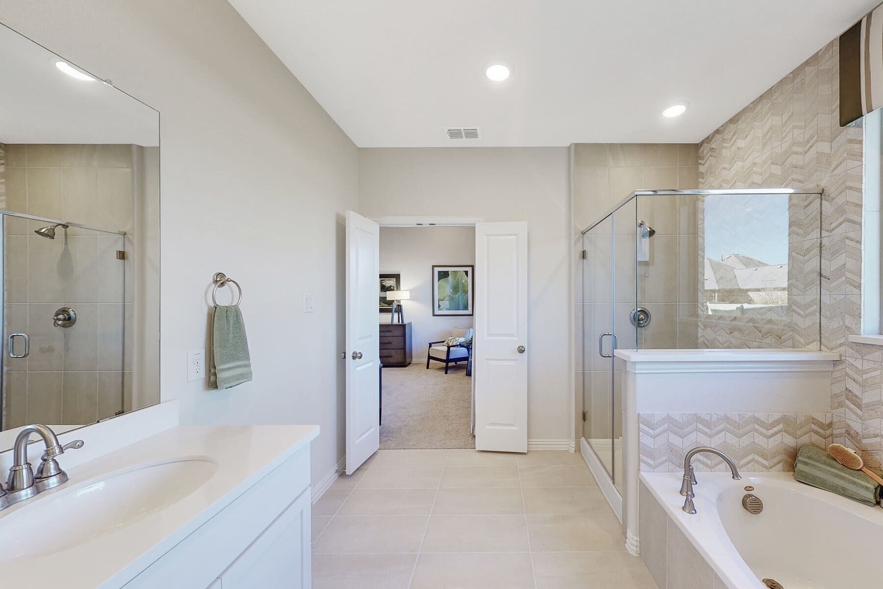 Owner's Bathroom